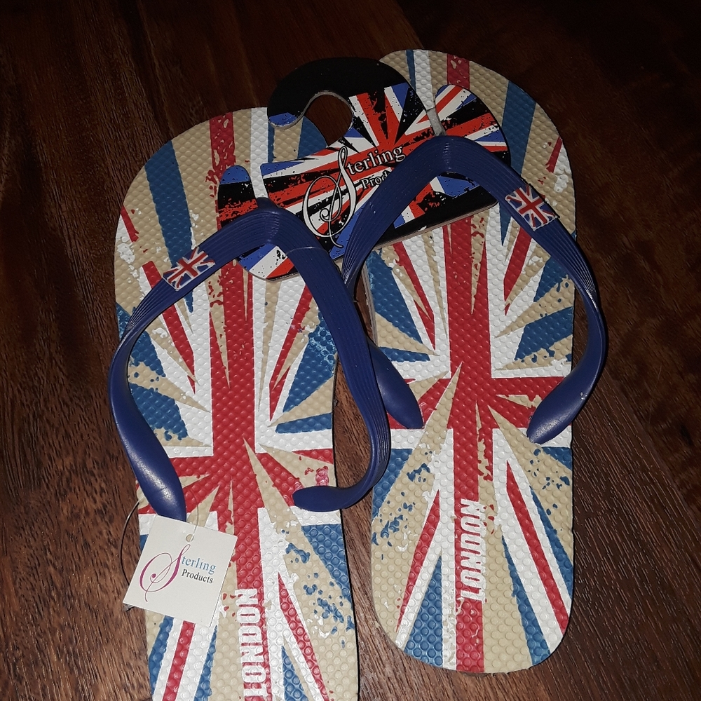 🌶2 for 12 🌶London flip flops NWT